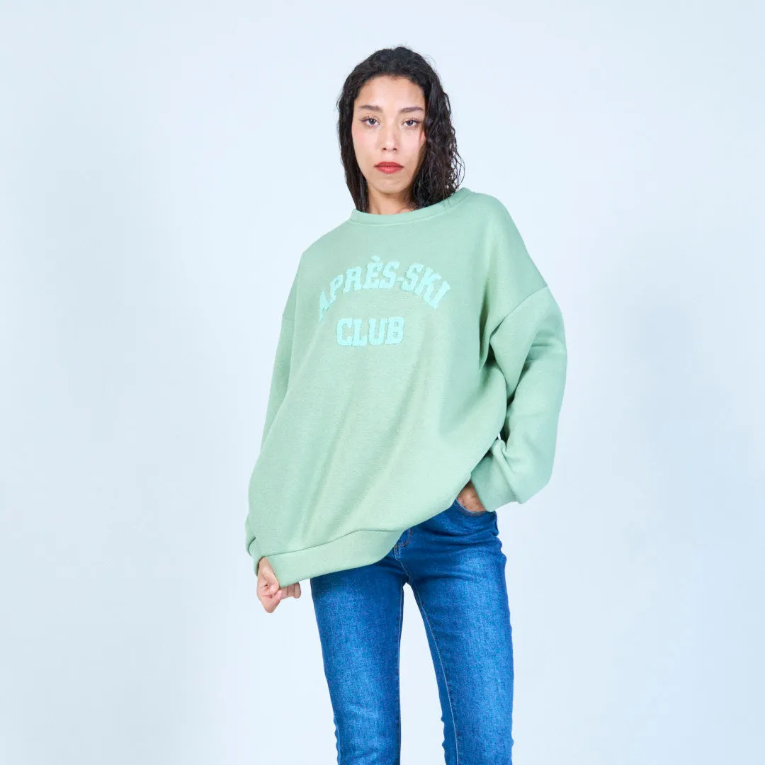 Oversized après-ski embroidered sweatshirt wholesale
