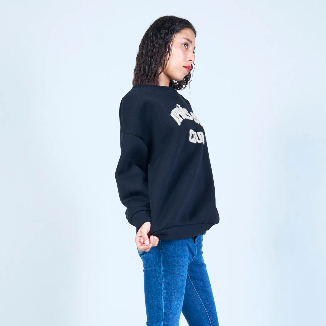 Oversized après-ski embroidered sweatshirt wholesale